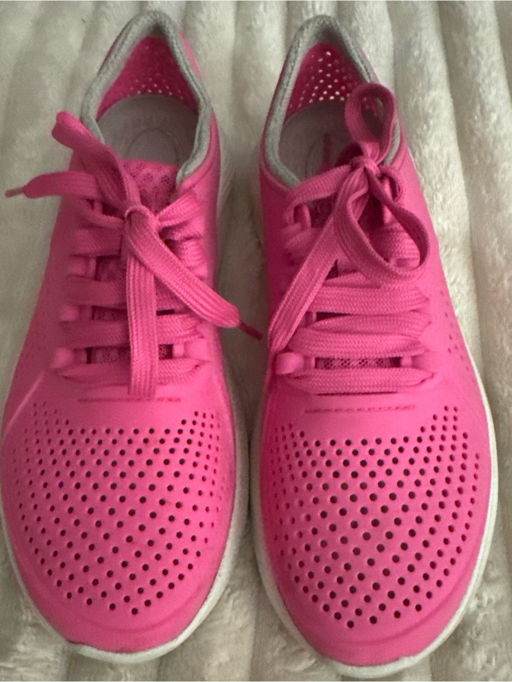Crocs LiteRide Pacer Women’s Hot Pink Sneakers Sz w7